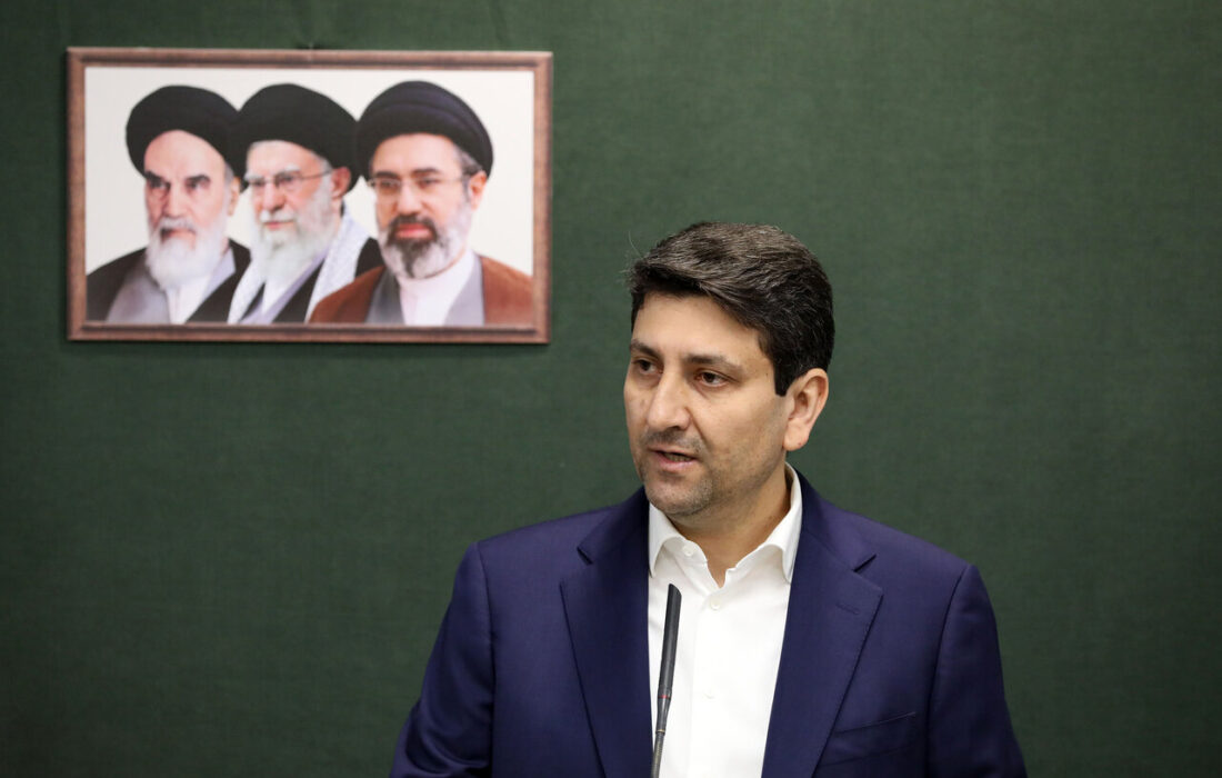 کارت زرد مجلس به وزیر ارتباطات در خصوص گرانی روزافزون بسته‌های اینترنتی