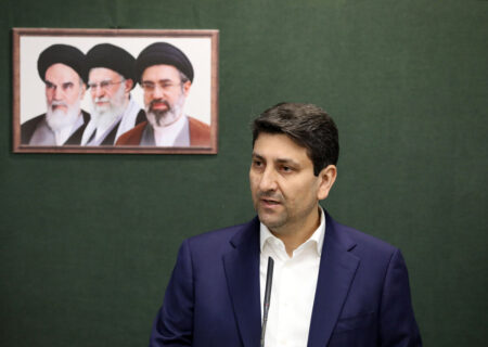 کارت زرد مجلس به وزیر ارتباطات در خصوص گرانی روزافزون بسته‌های اینترنتی